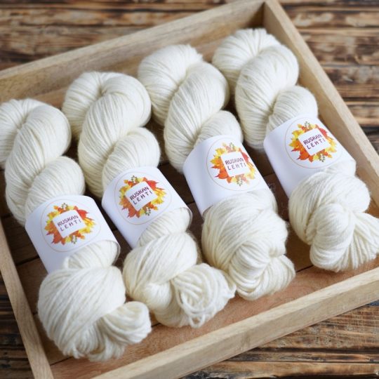 Polwarth DK: Luonnonvalkoinen